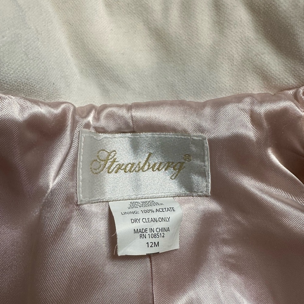 Strasburg pleated swing coat - Picture 8 of 11